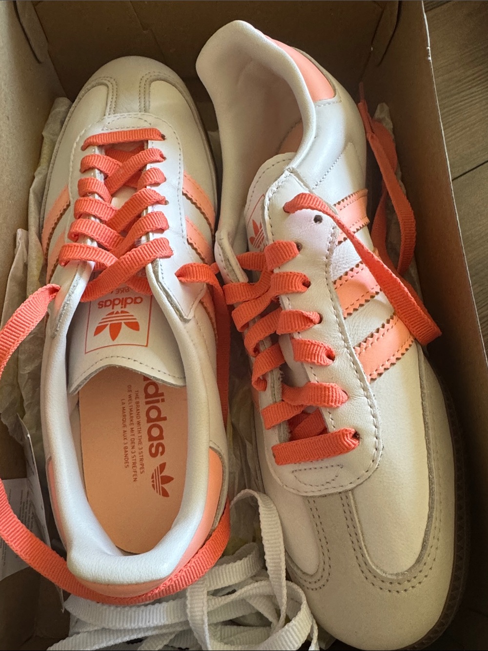 Adidas samba OG white peach  40.5 8.5 fits 9 NWB